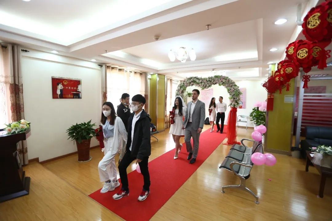 廣州婚姻咨詢機(jī)構(gòu)_上海正規(guī)婚姻咨詢機(jī)構(gòu)_咨詢婚姻機(jī)構(gòu)