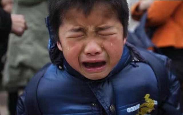 哭治心理孩子說小孩的話_小孩子一說就哭的心理怎么治_孩子說哭就哭是不是神經問題