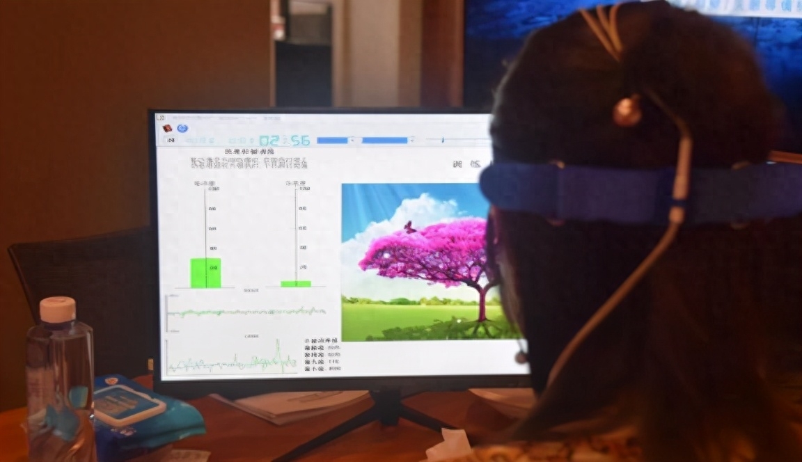 焦慮抑郁為什么腦電波異常_焦慮抑郁腦電波異常的圖片_焦慮抑郁腦電波異常嚴重嗎