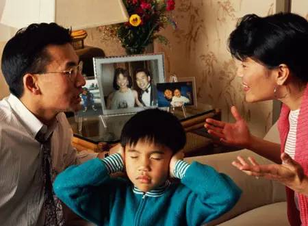 單親家庭孩子心理疏導(dǎo)_單親家庭孩子心里疏導(dǎo)_單親家庭孩子心理疏導(dǎo)案例