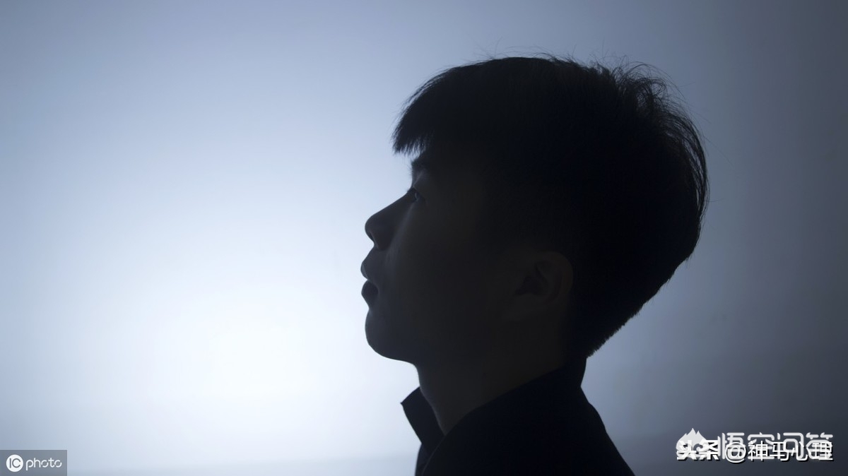 中學(xué)心理咨詢師的要求_初中生心理咨詢_中學(xué)生心里咨詢師