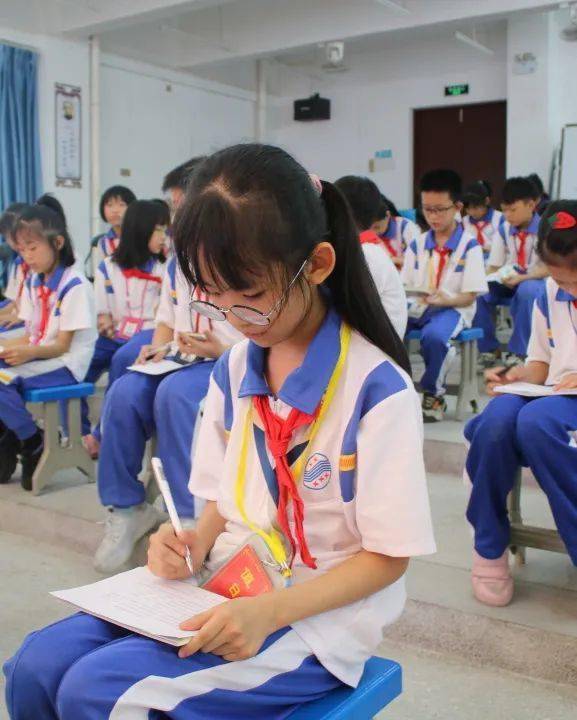 健康心理陽光人生主題的手抄報_陽光心理健康人生感悟_陽光心理健康人生