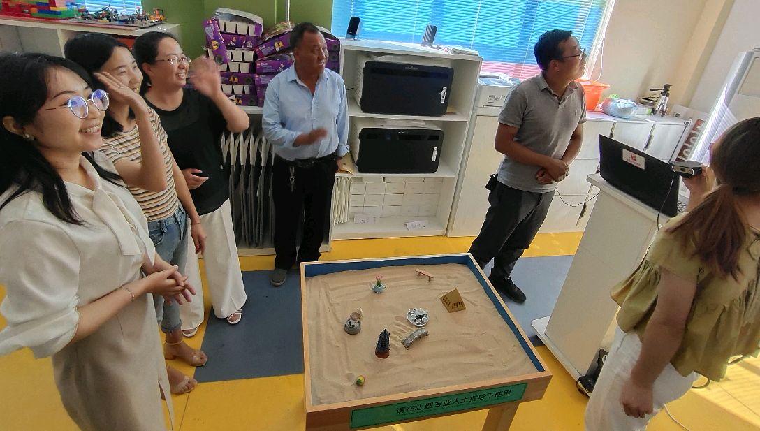 兒童心理沙盤做一次多少錢_兒童心理沙盤案例大全_心理沙盤對孩子有用嗎