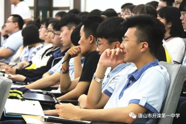 北師大心理咨詢與治療中心_北師大的心理咨詢_北京師范大學心理咨詢